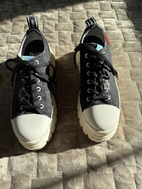 Palladium Sneakers